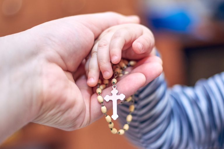 Tips for praying the Rosary with kids